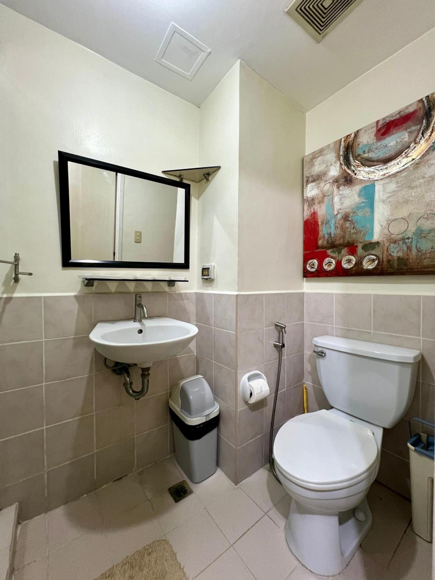 East Ortigas Mansions By Ma Apartment Manila Exterior photo